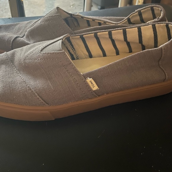 Toms slip on shoes - Picture 3 of 5